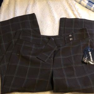 Byerwear gouchos/ Capri style pant